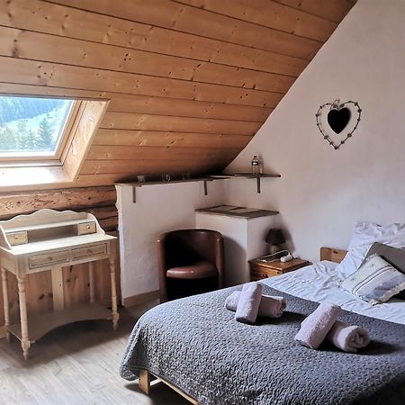 Auberge Des Deux Moucherolles Corrençon-en-Vercors Zewnętrze zdjęcie